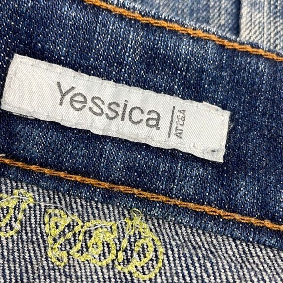 Yessica AT C&A.  Wide leg Medium Wash Women's Jeans. 34Wx33L - Picture 9 of 16